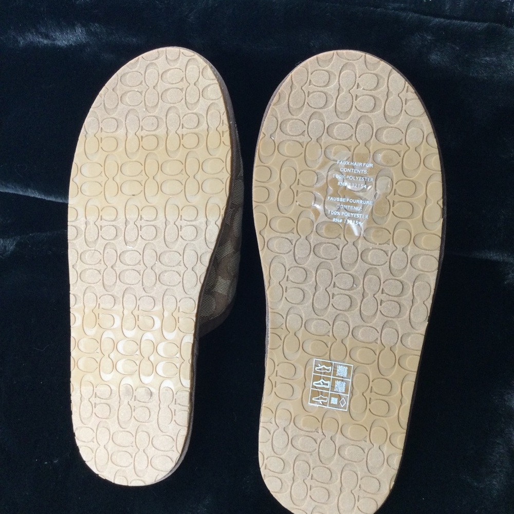 MEN’S COACH KHAKI SIGNATURE SLIPPER/LOGO - Picture 5 of 12